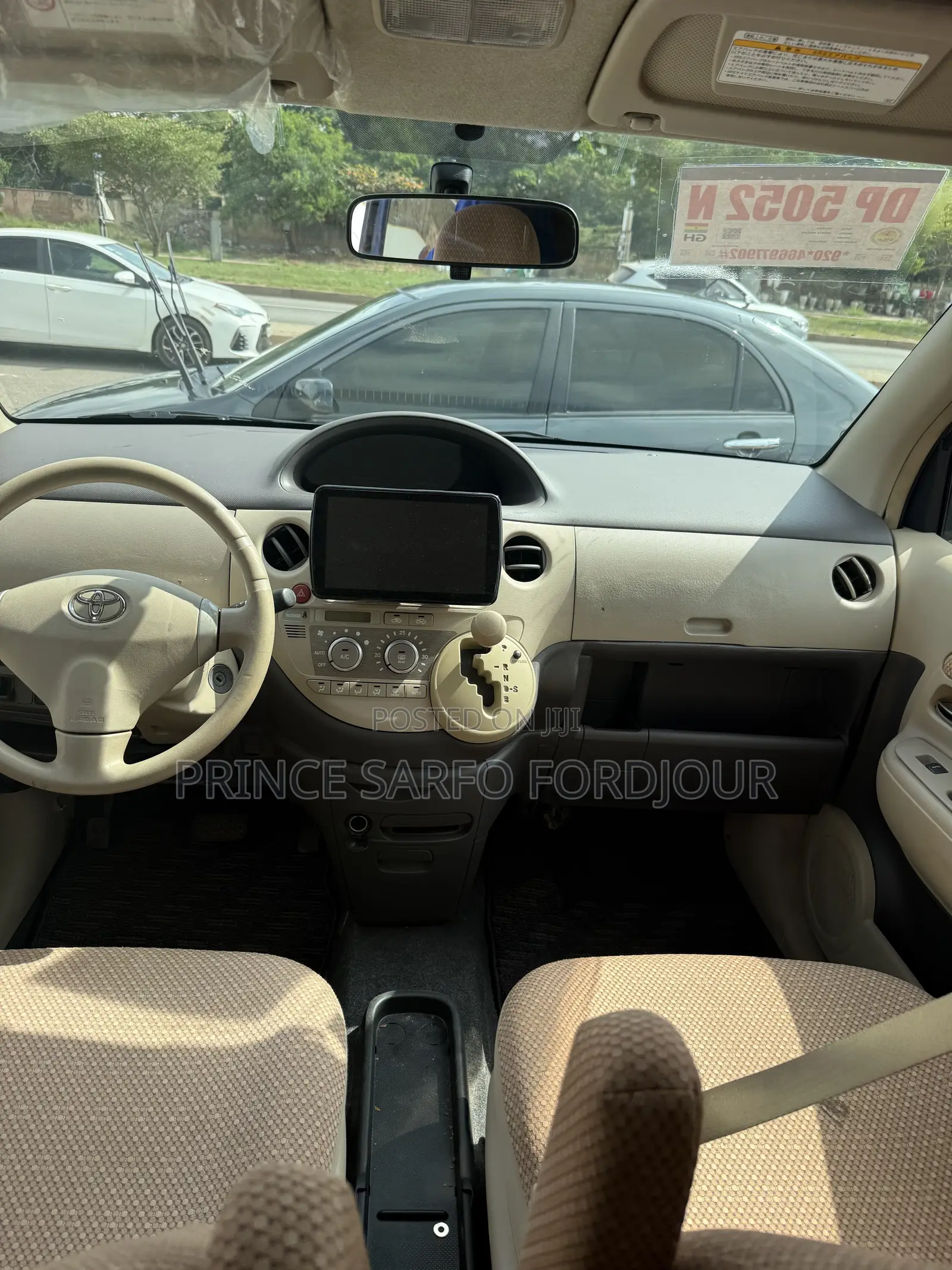 Toyota Sienta 2012 Blue