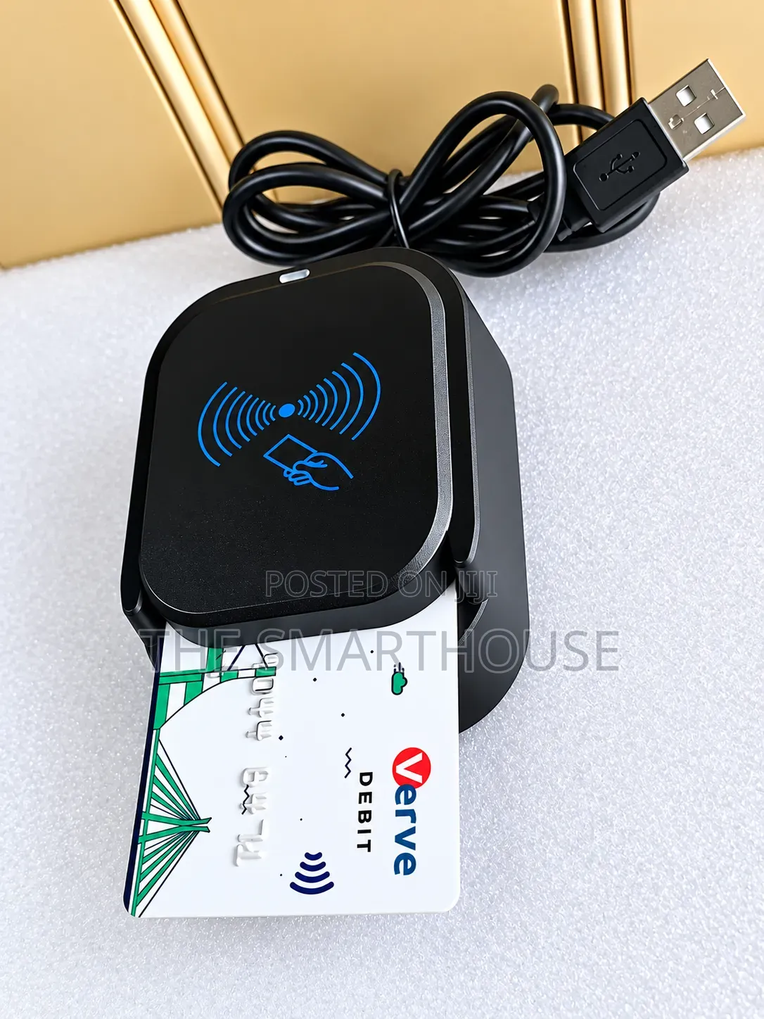 NFC Smart Card Reader – Fast Easy Card Reading