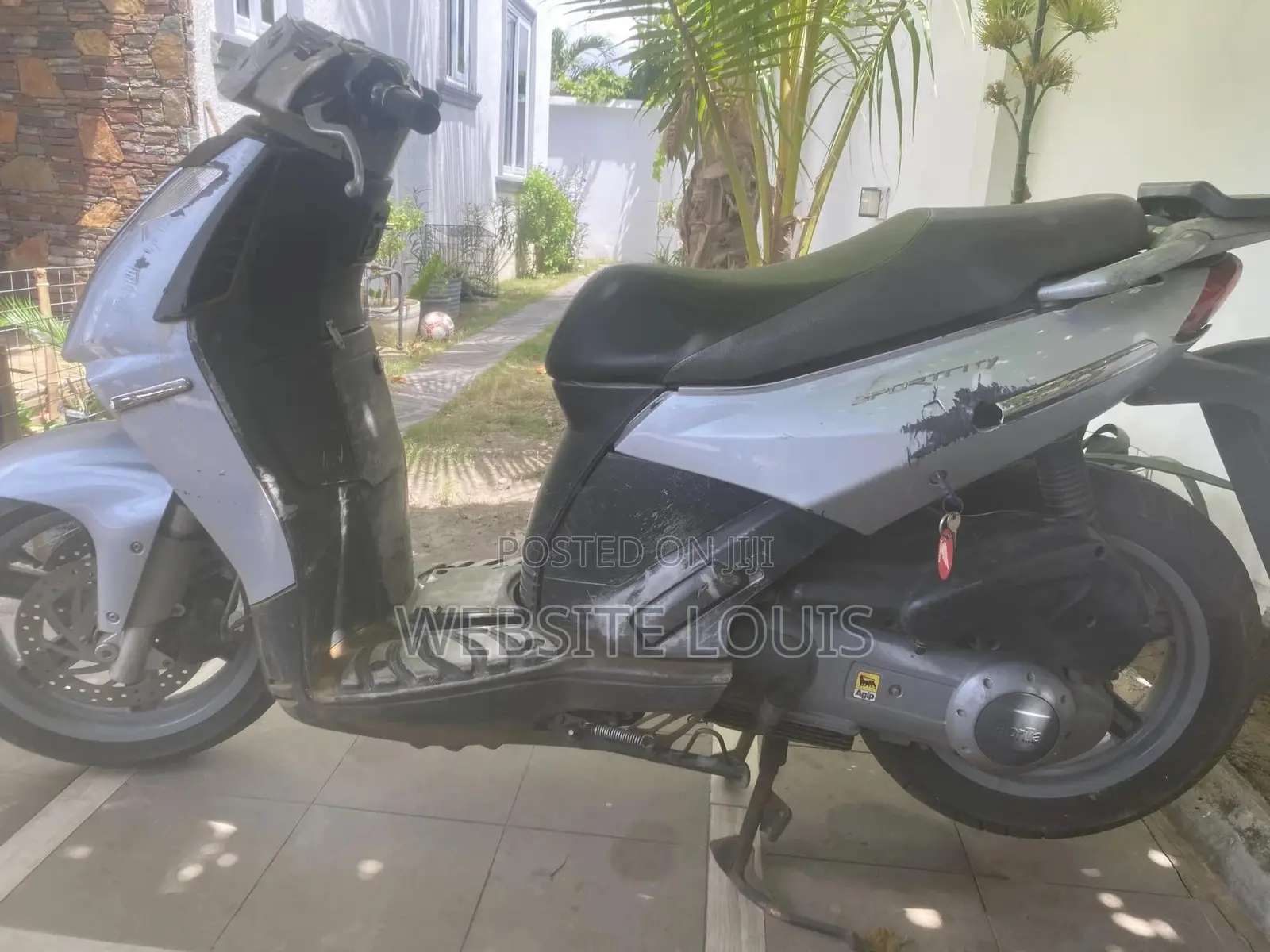 Aprilia Classic 2013 Silver