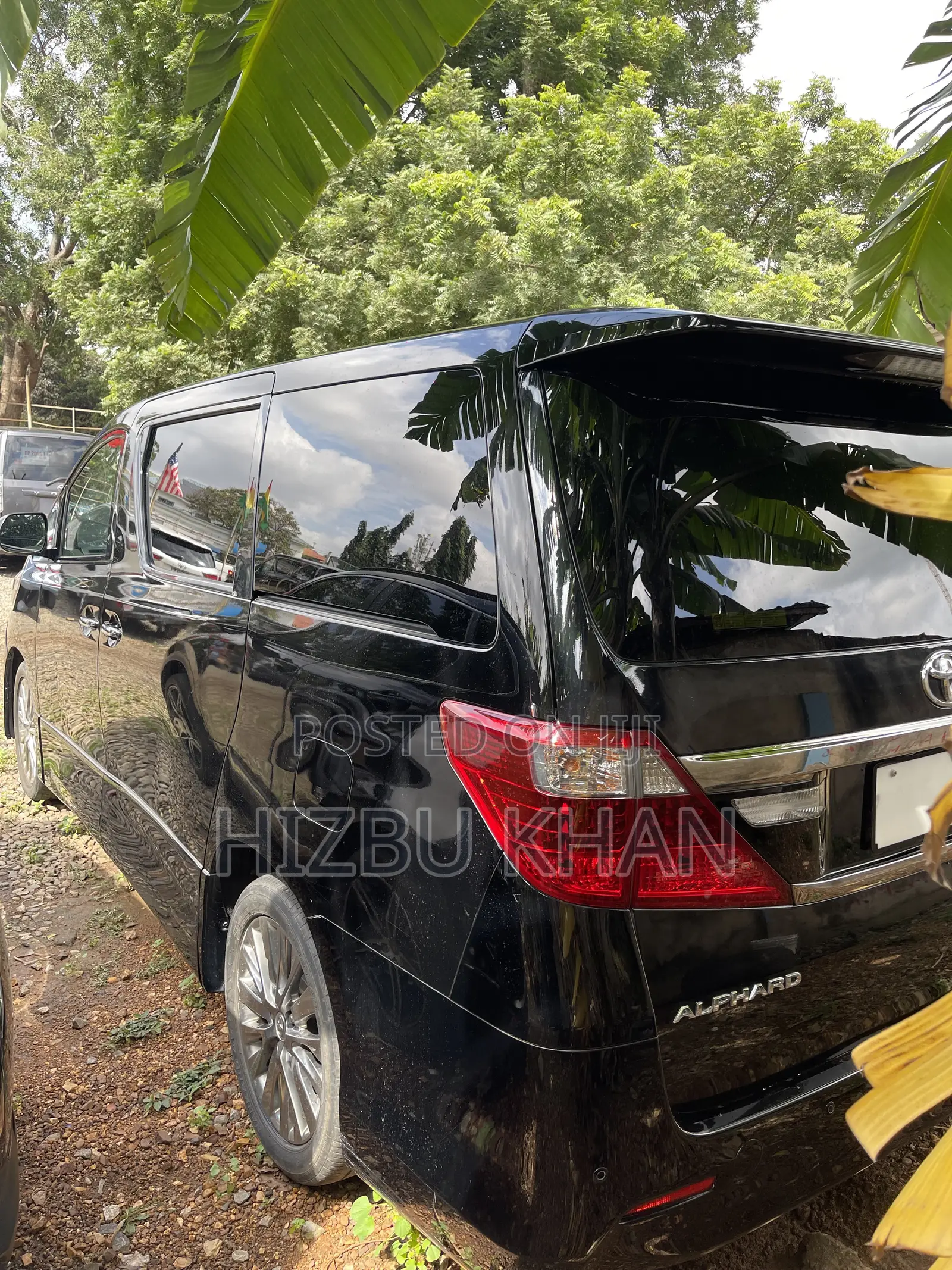 Toyota Alphard 2.4 Petrol AWD 2013 Black