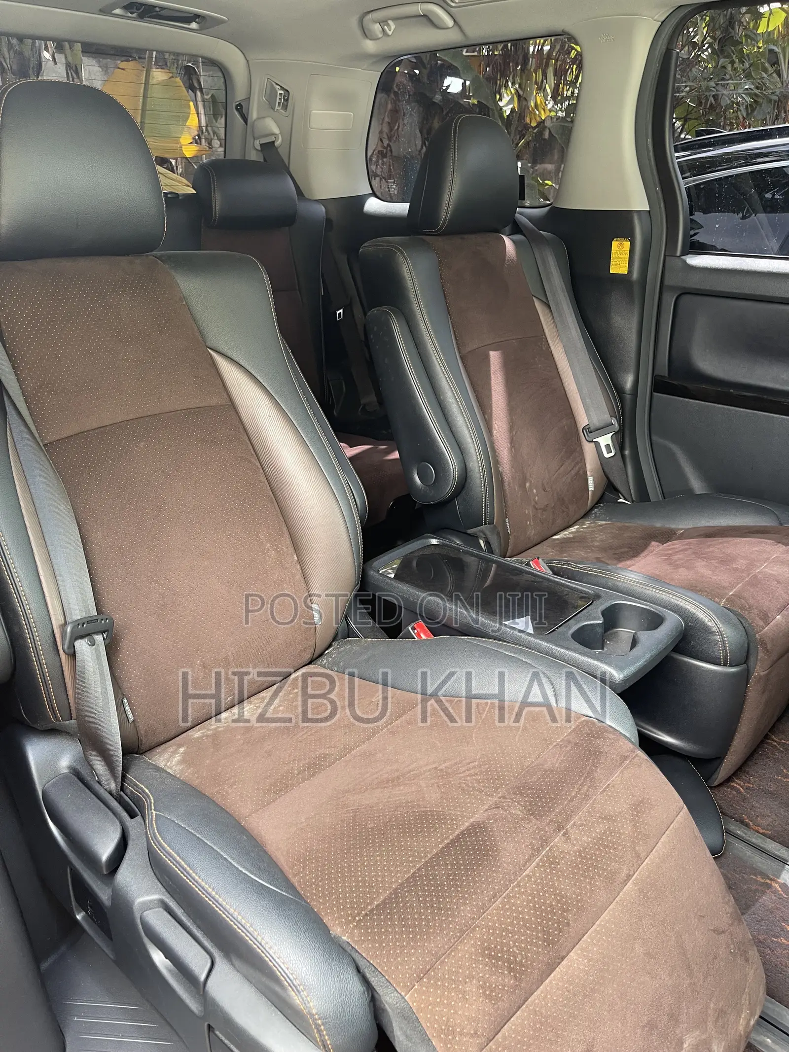 Toyota Alphard 2.4 Petrol AWD 2013 Black