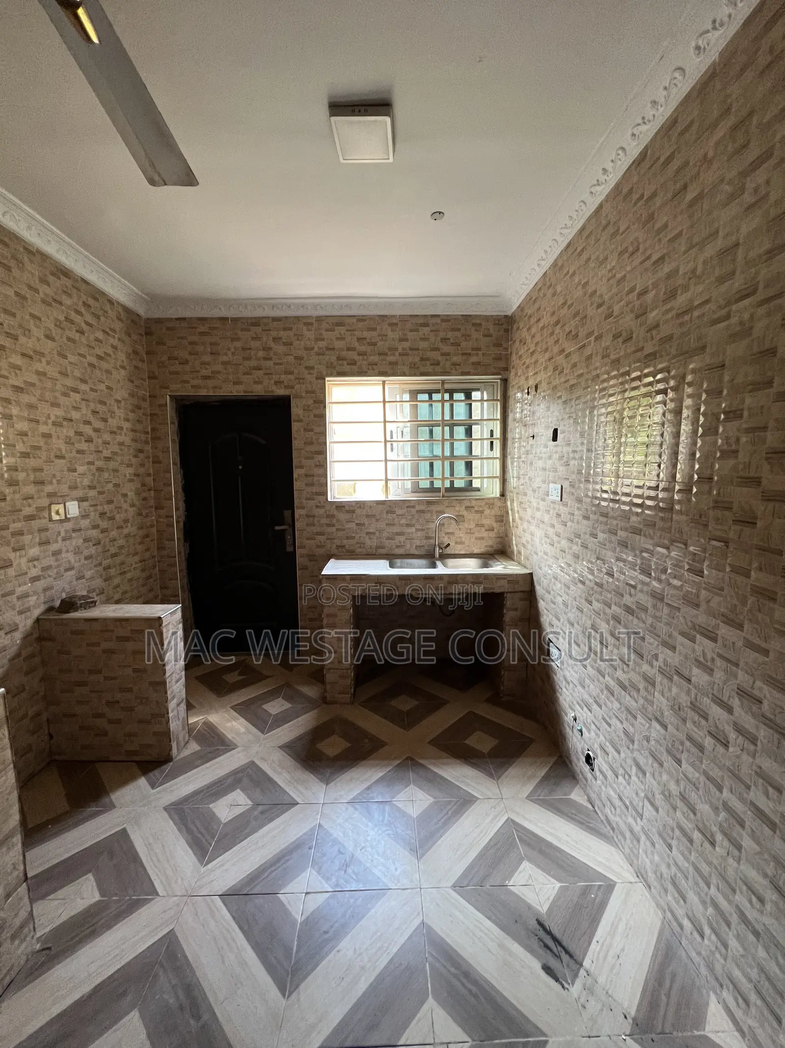 2bdrm Apartment in Owusu Ansah for rent