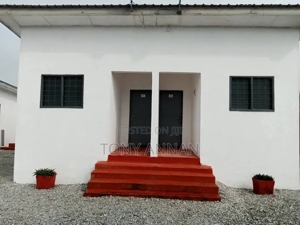 15bdrm Apartment in Cape Coast Metropolitan for sale