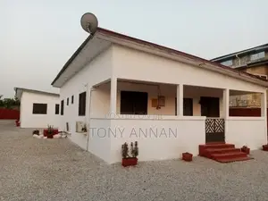 15bdrm Apartment in Cape Coast Metropolitan for sale
