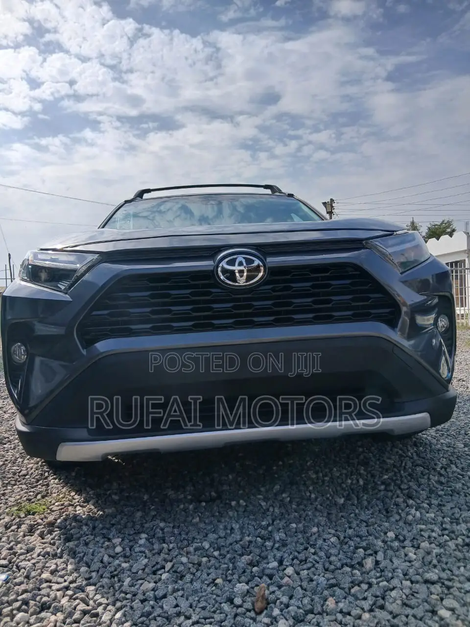 Toyota RAV4 XLE Premium AWD 2024 Gray