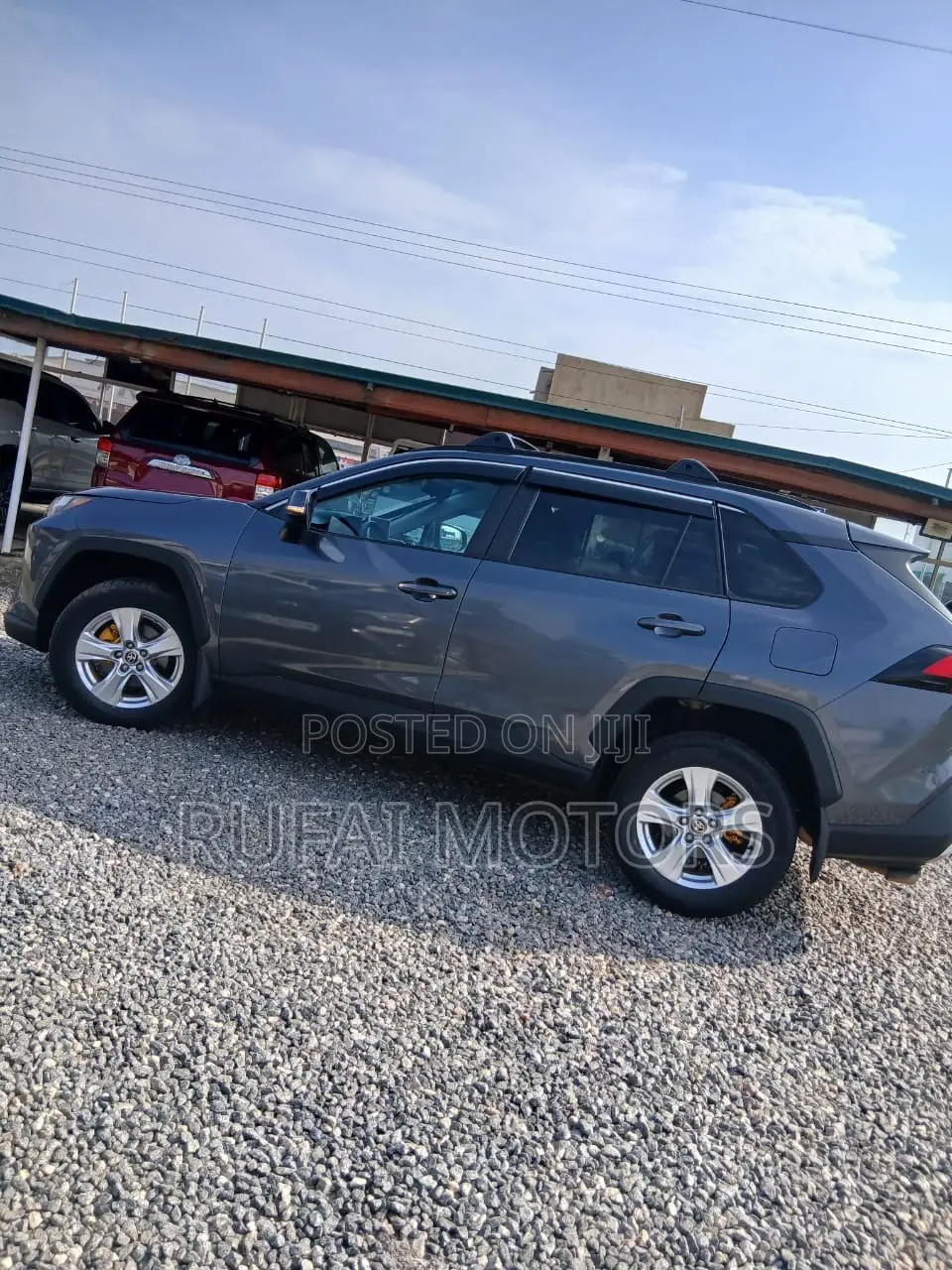 Toyota RAV4 XLE Premium AWD 2024 Gray