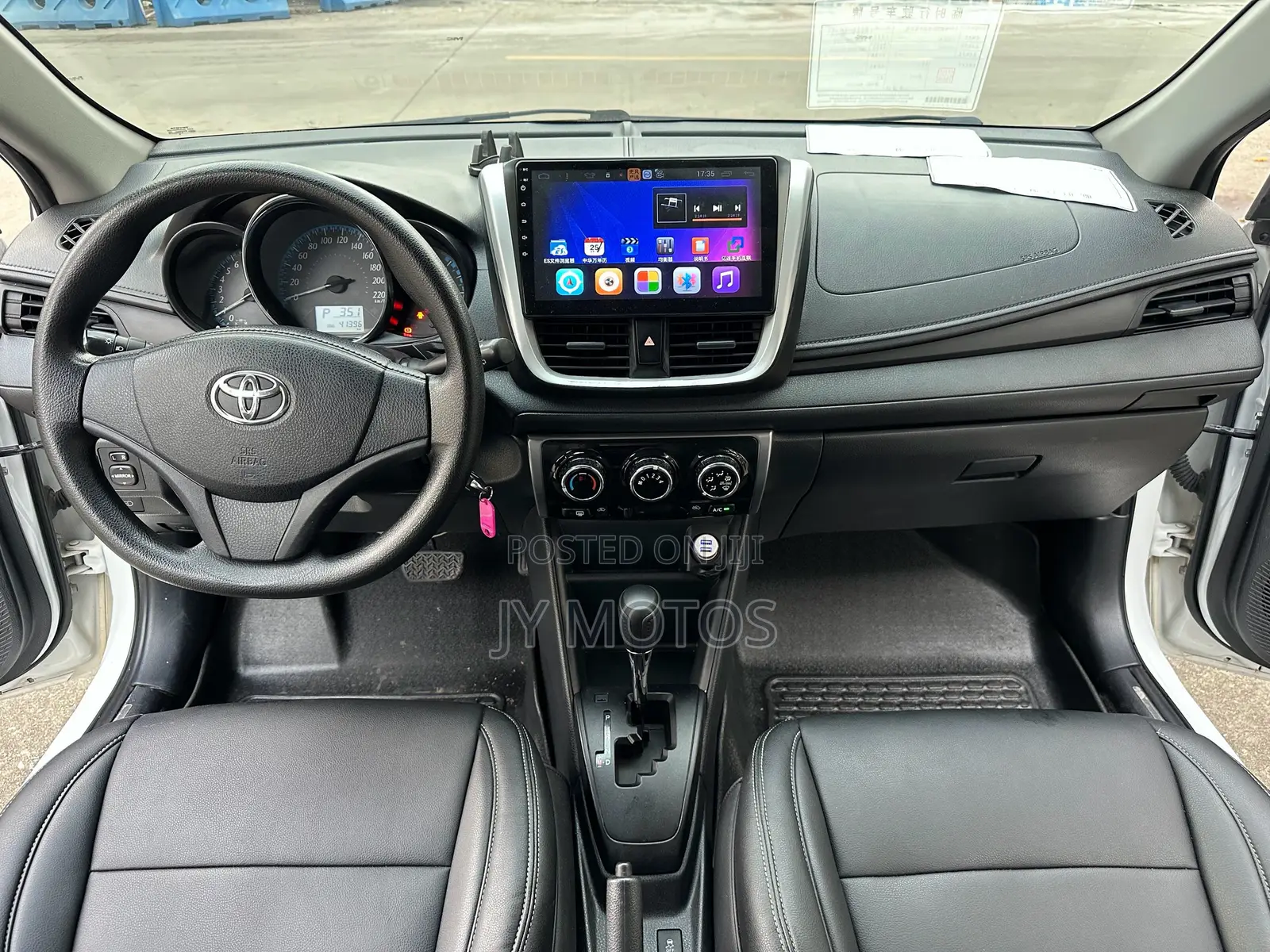 Toyota Yaris L Sedan 4dr 2019 White
