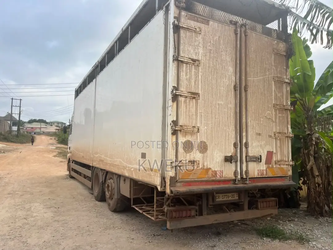 Man Diesel Container Truck
