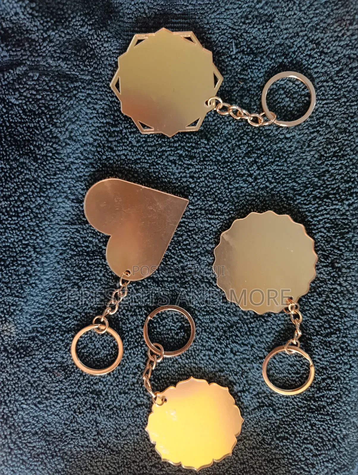 Gold Acrylic Keyholder