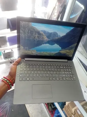 Laptop Lenovo IdeaPad 330 4GB Intel Celeron HDD 500GB