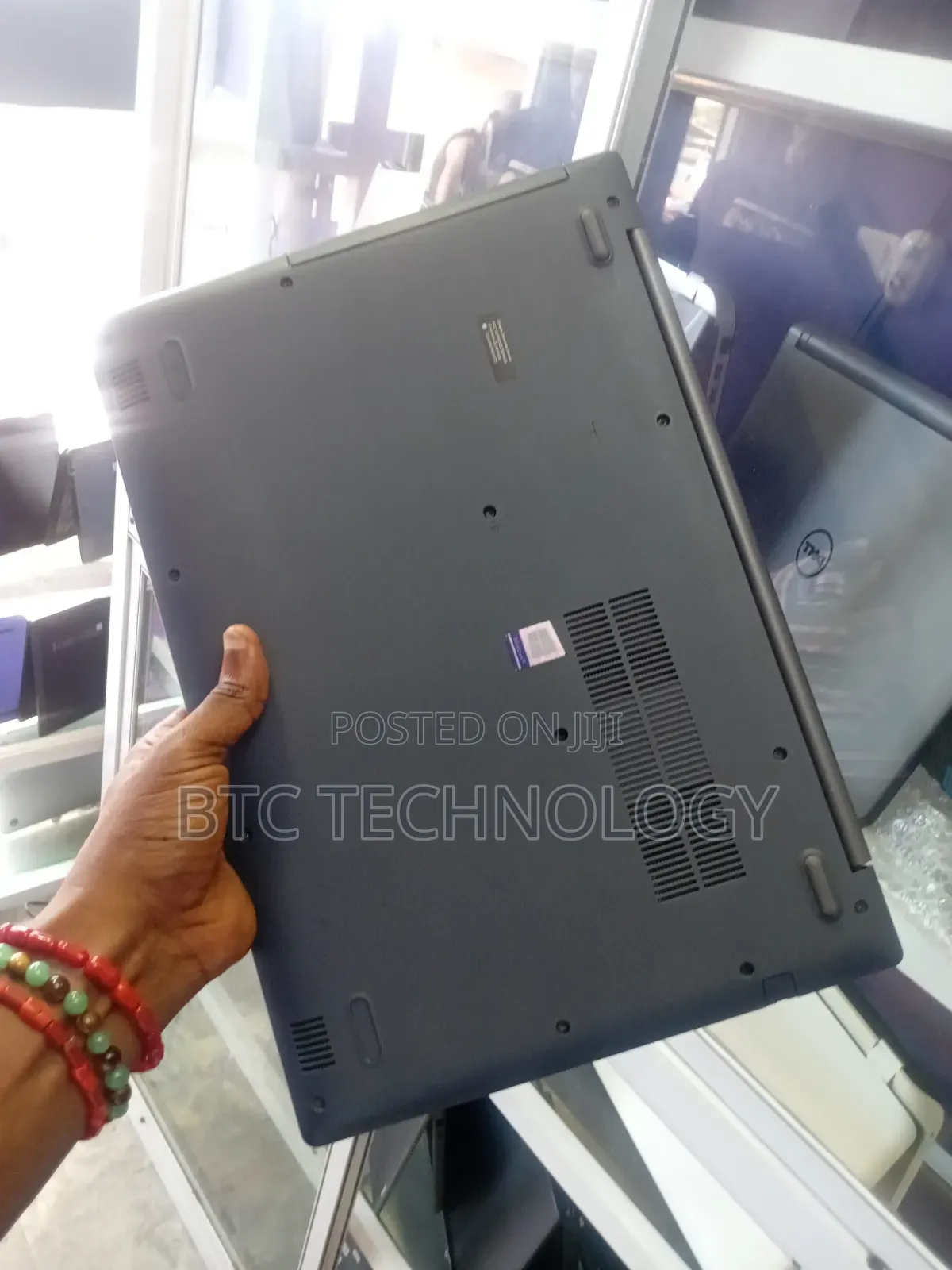 Laptop Lenovo IdeaPad 330 4GB Intel Celeron HDD 500GB