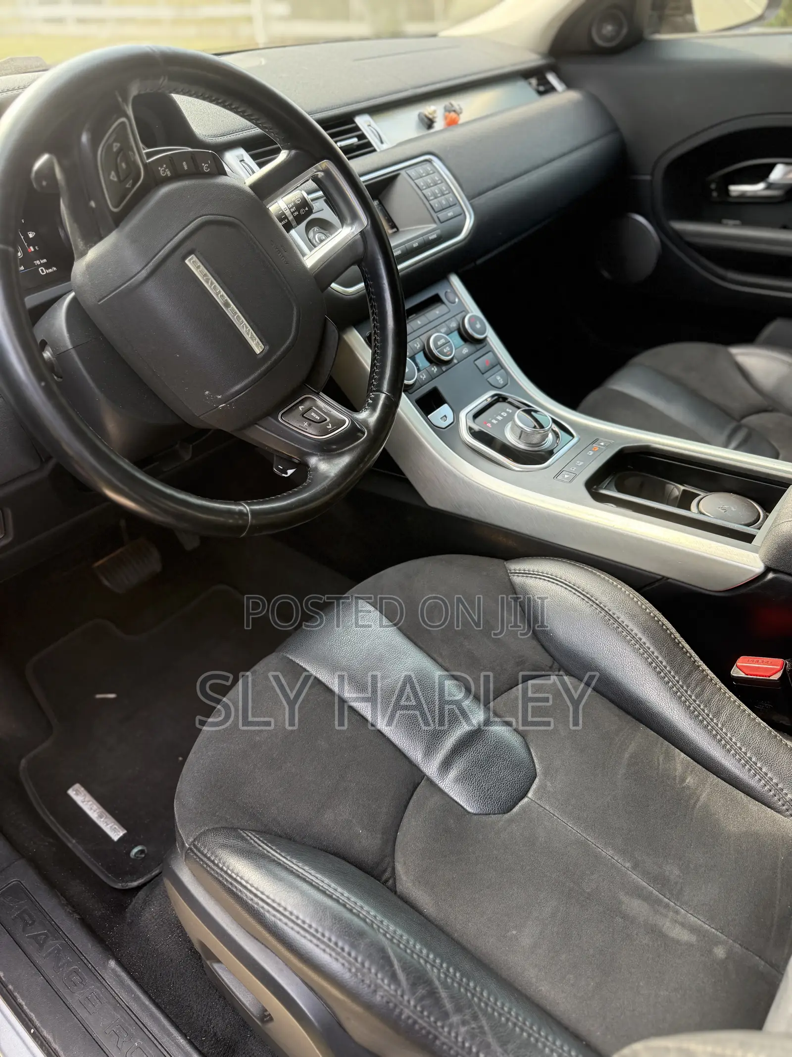 Land Rover Range Rover Evoque Pure AWD 5-Door 2013 Silver