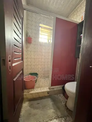 1bdrm House in Trade Fair for rent
