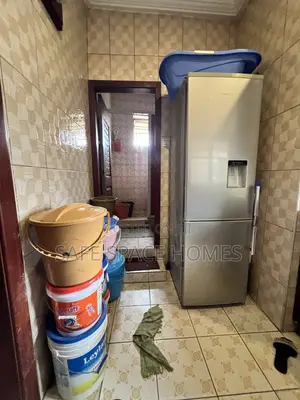 1bdrm House in Trade Fair for rent