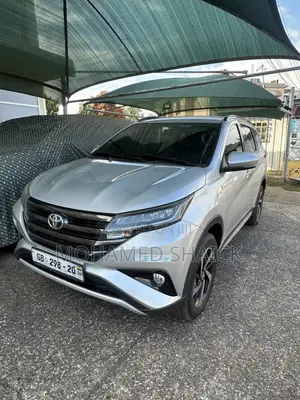 Toyota Rush 2020 Silver