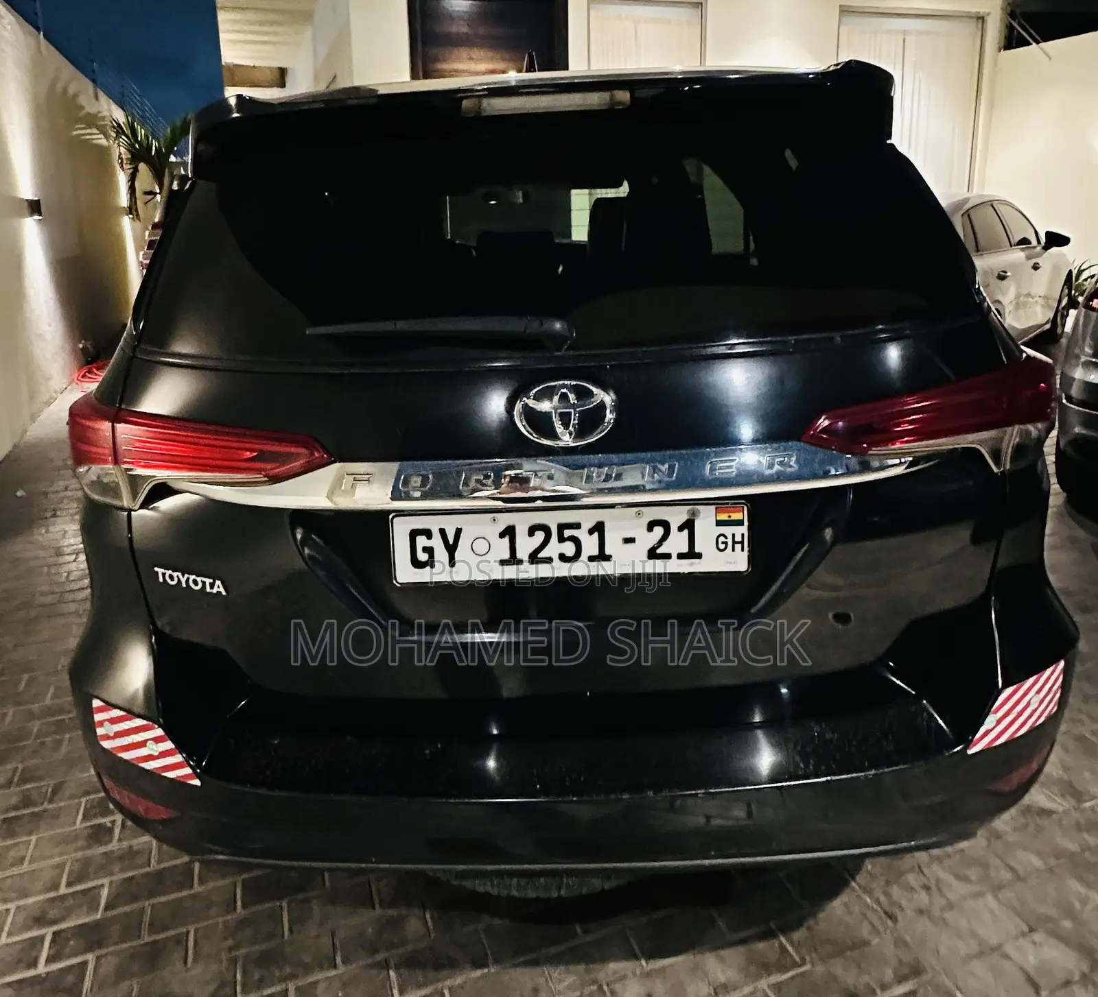 Toyota Fortuner 2021 Black