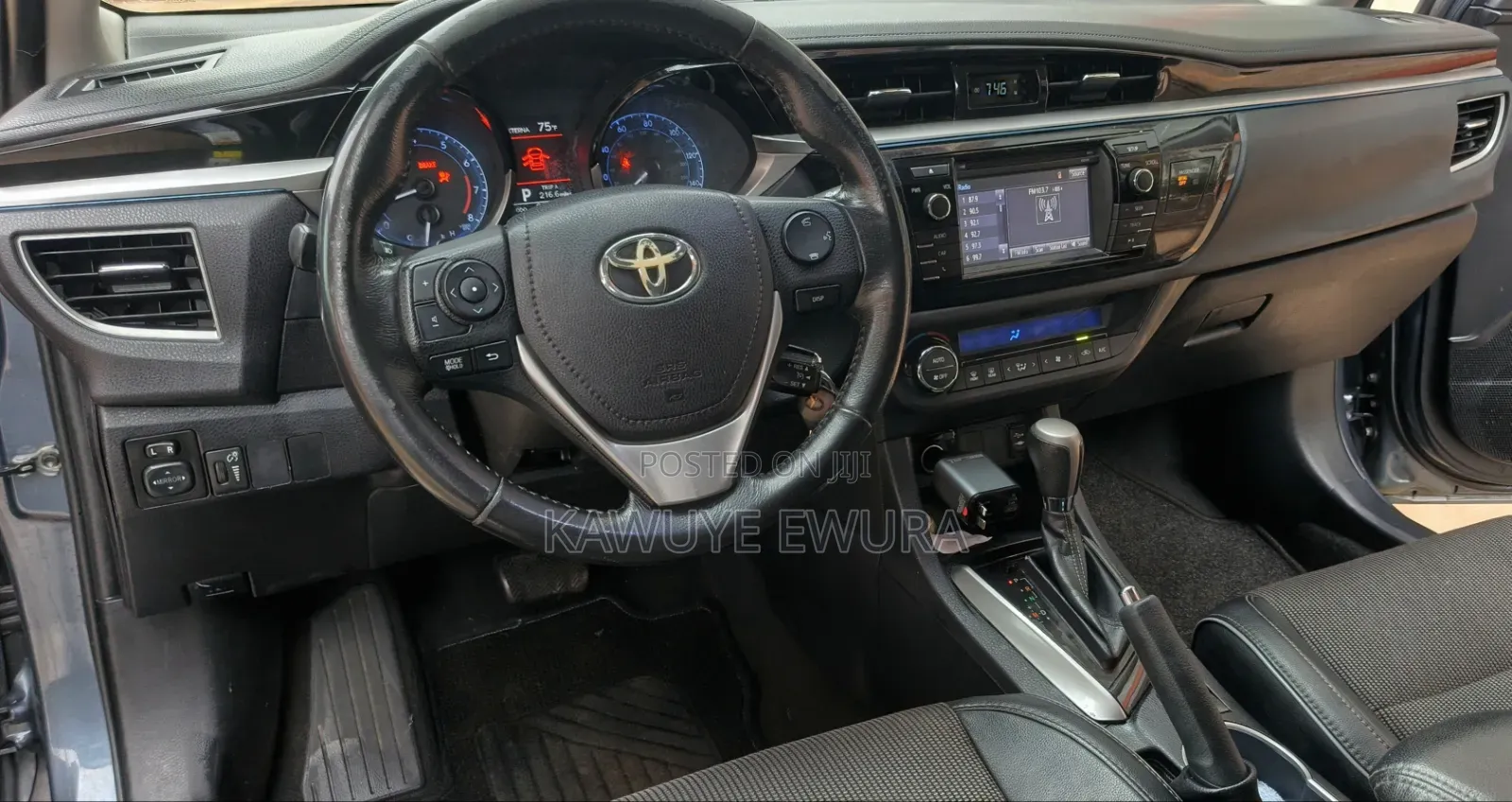 Toyota Corolla 2016 Gray