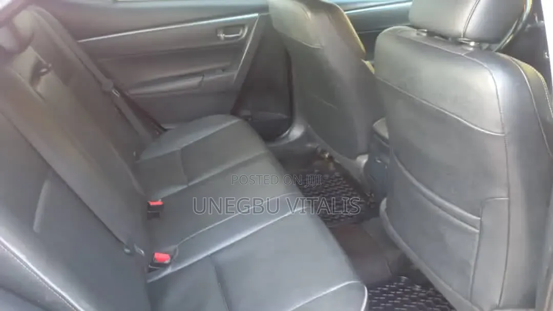 Toyota Corolla S 4dr Sedan (1.8L 4cyl CVT) 2015 Red
