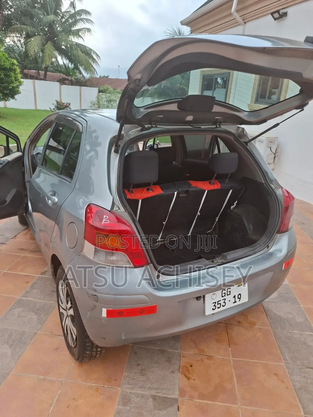 Toyota Vitz 1.0 FWD 3dr 2009 Gray