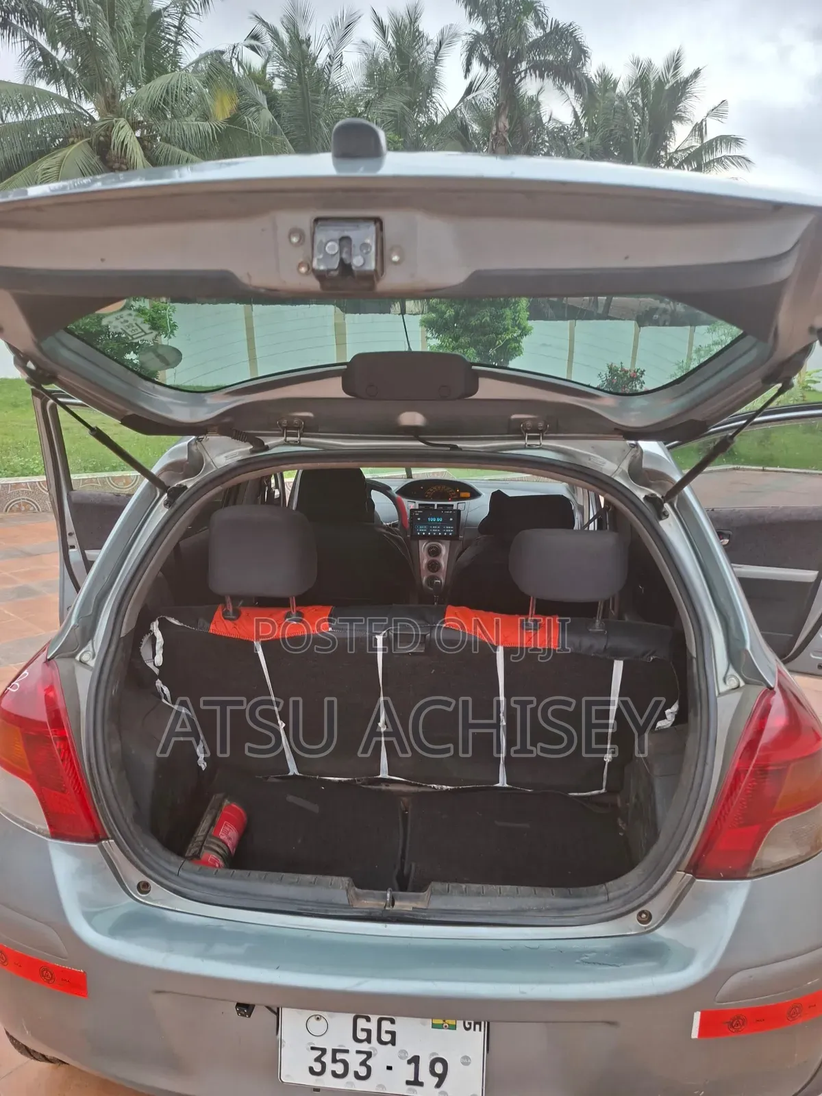 Toyota Vitz 1.0 FWD 3dr 2009 Gray