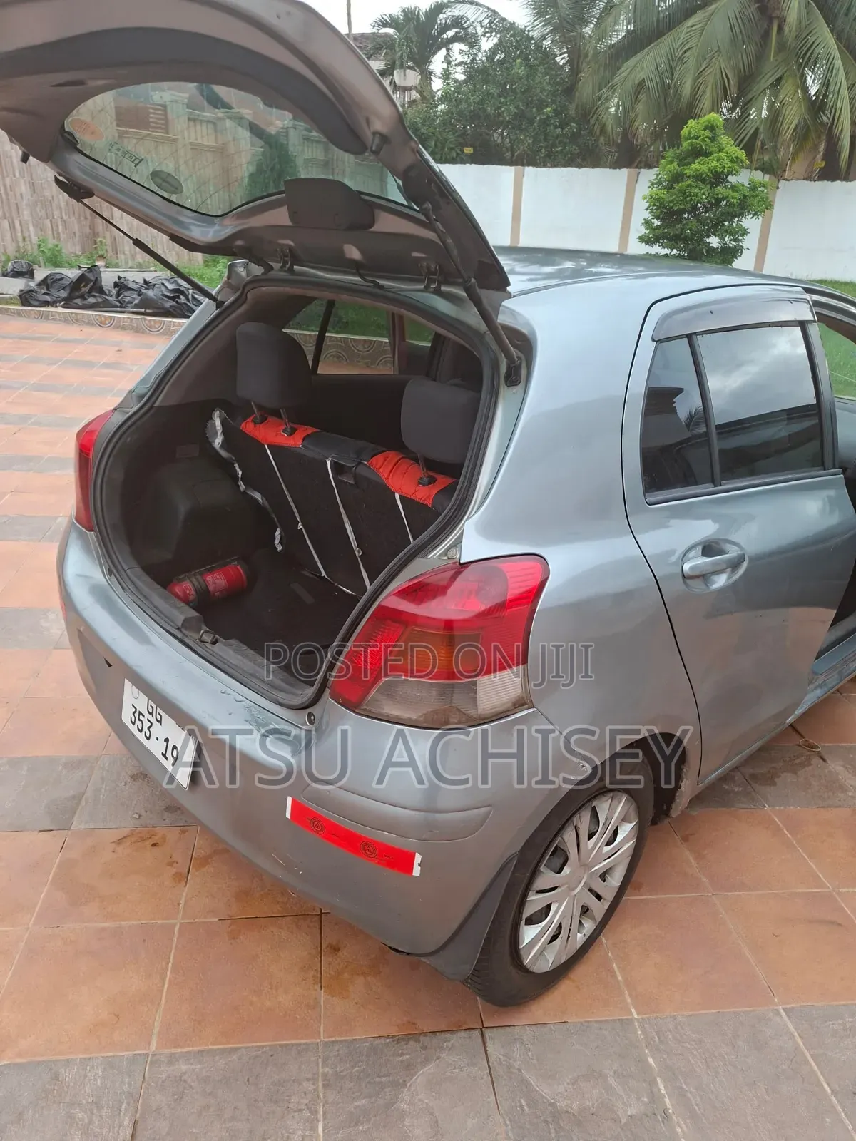 Toyota Vitz 1.0 FWD 3dr 2009 Gray