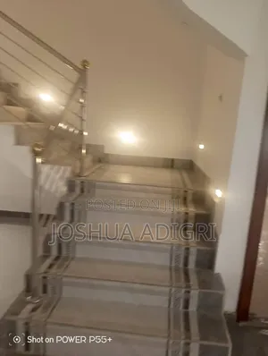 4bdrm House in Residential Area, Accra Metropolitan for sale