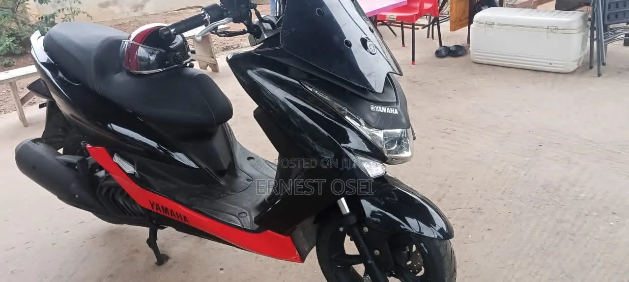 Yamaha NMAX 155 2022 Black