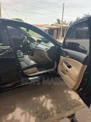 Honda Accord 2012 Black