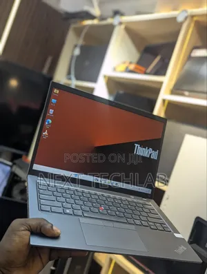 Laptop Lenovo ThinkPad T14 G3 16GB Intel Core i7 SSD 256GB