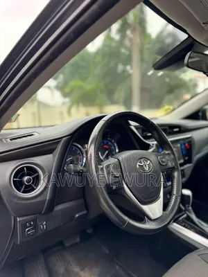 Toyota Corolla 2017 Gray