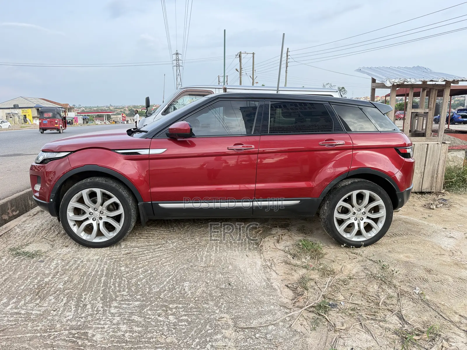 Land Rover Range Rover Evoque Prestige 4dr SUV AWD (2.0L 4cyl Turbo 9A)