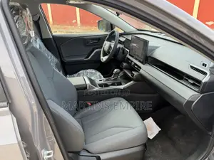 New Toyota RAV4 SE 2026 Gray