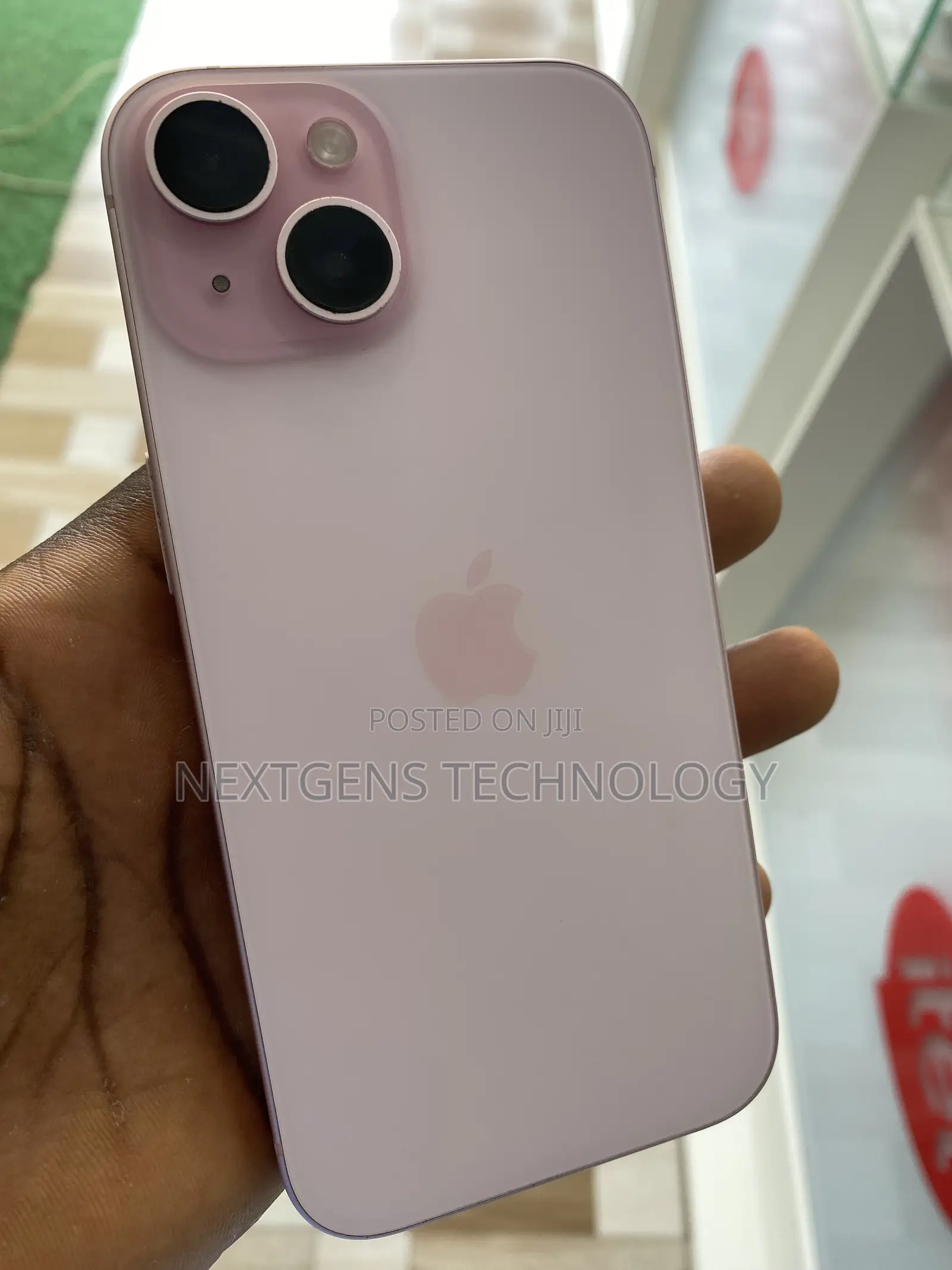 Apple iPhone 15 128 GB Pink