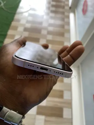 Apple iPhone 15 128 GB Pink