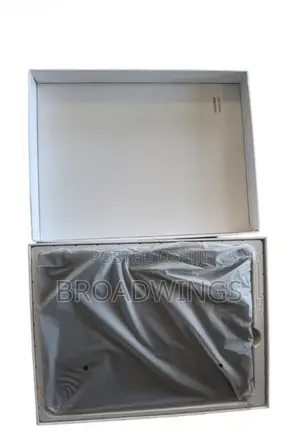 Magic Keyboard Case for iPad 10th 2022 A16 11th Gen 2025