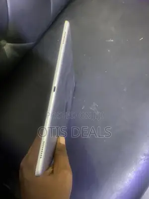 Apple iPad Pro 12.9 (2017) 128 GB Gray