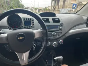 Chevrolet Spark 1LT 2013 Silver