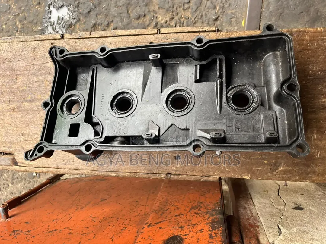 Nissan Sentra N16 2000-2009 Valve/Top Cover