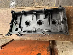 Nissan Sentra N16 2000-2009 Valve/Top Cover
