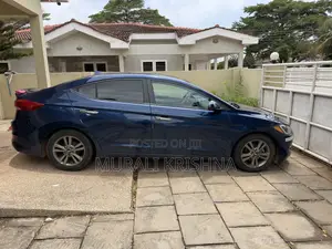 Hyundai Elantra SE Sedan FWD (2.0L 4cyl 6M) 2017 Blue