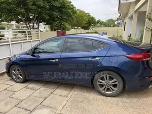 Hyundai Elantra SE Sedan FWD (2.0L 4cyl 6M) 2017 Blue