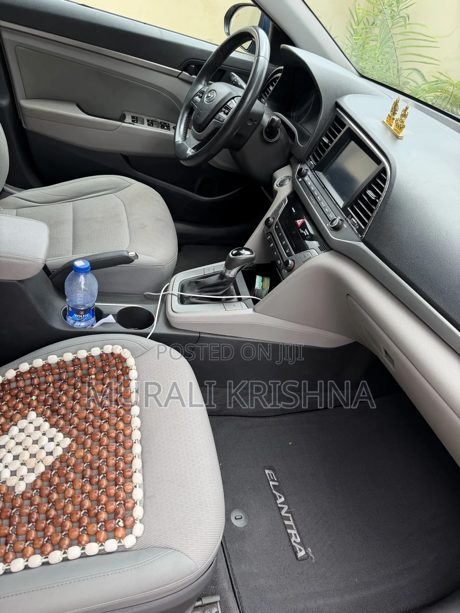 Hyundai Elantra SE Sedan FWD (2.0L 4cyl 6M) 2017 Blue