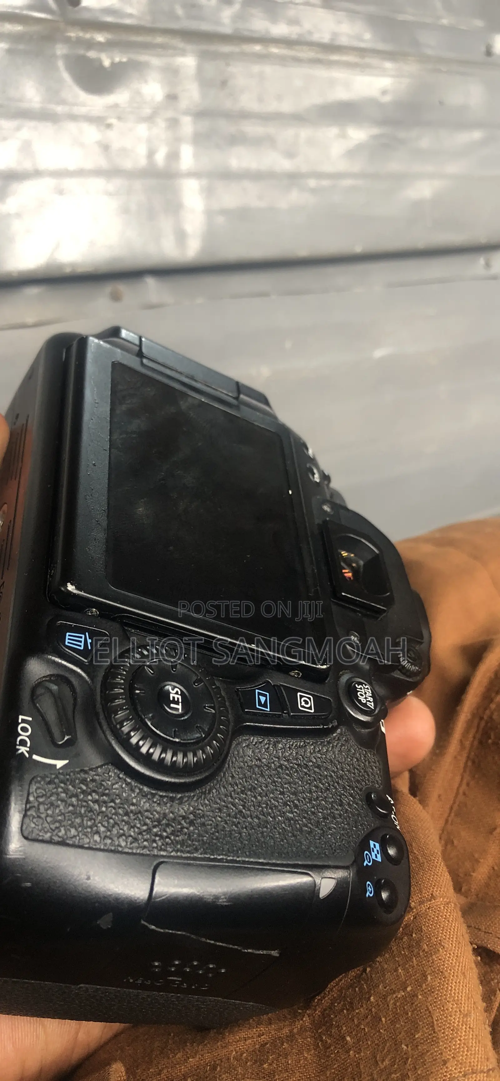 Canon 70D With a 55m and a Charger and Battery