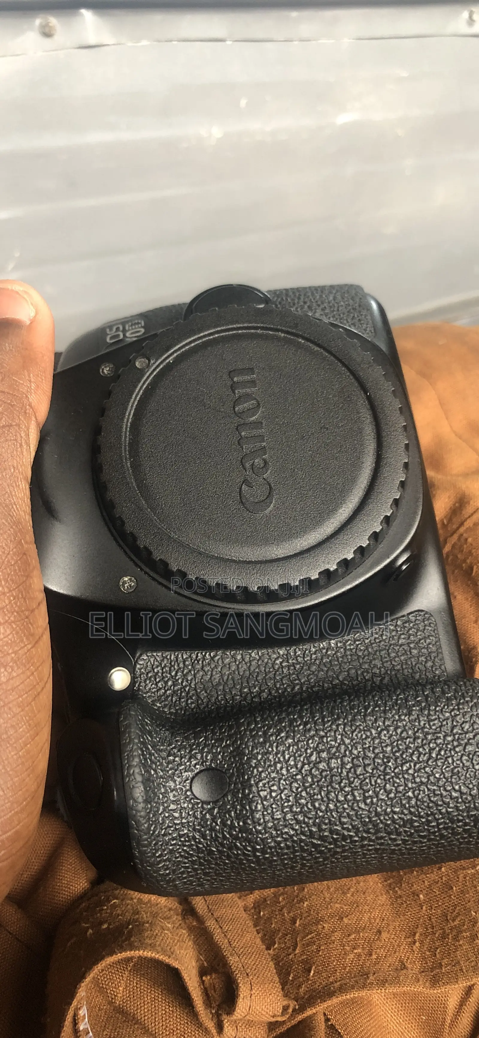 Canon 70D With a 55m and a Charger and Battery