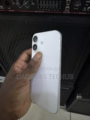 Apple iPhone 16 128 GB White