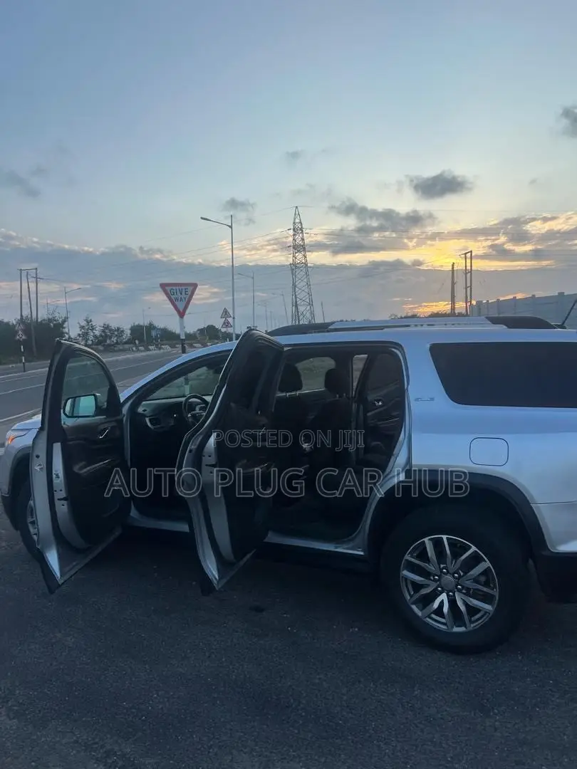 GMC Acadia 2019 Gray