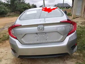 Honda Civic EX 4dr Hatchback (1.5L 4cyl) 2017 Silver