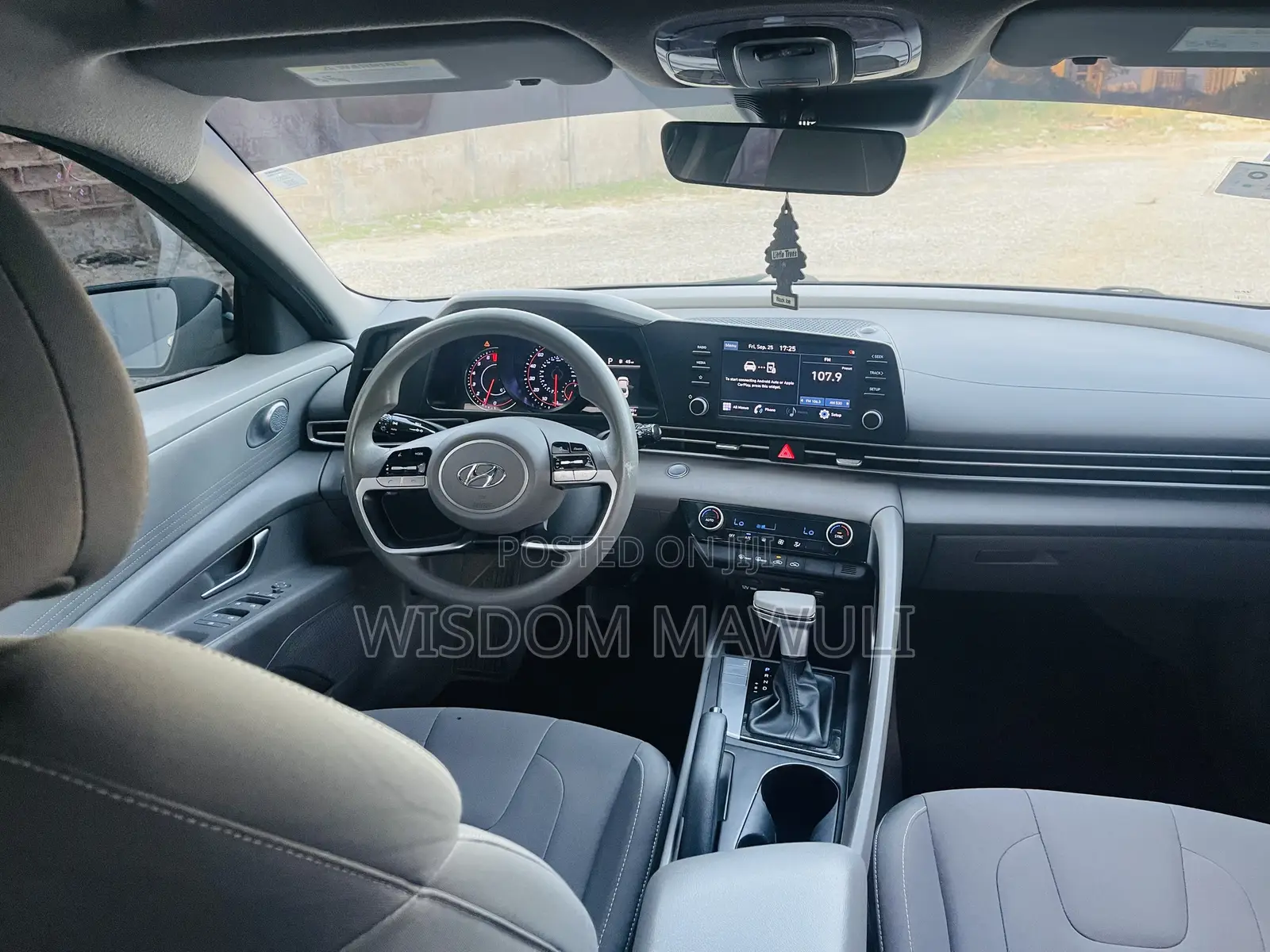 Hyundai Elantra 2021 Black