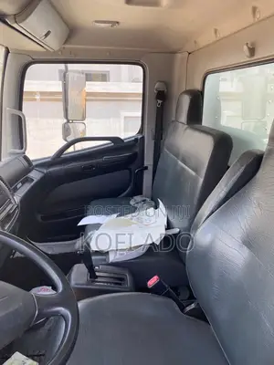 21ft Hino Box Truck for Sale – Clean Ready for Business