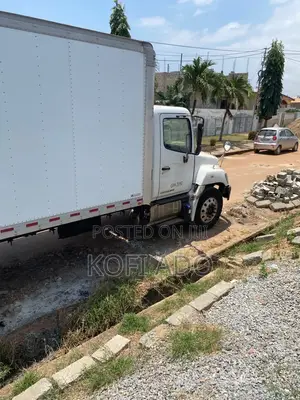 21ft Hino Box Truck for Sale – Clean Ready for Business
